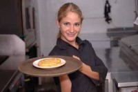 Kelnerka praca w Austrii z bezpłatnym zakwaterowaniem